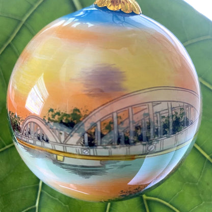 Hand-Painted Hawaiian 'North Shore' Ornament